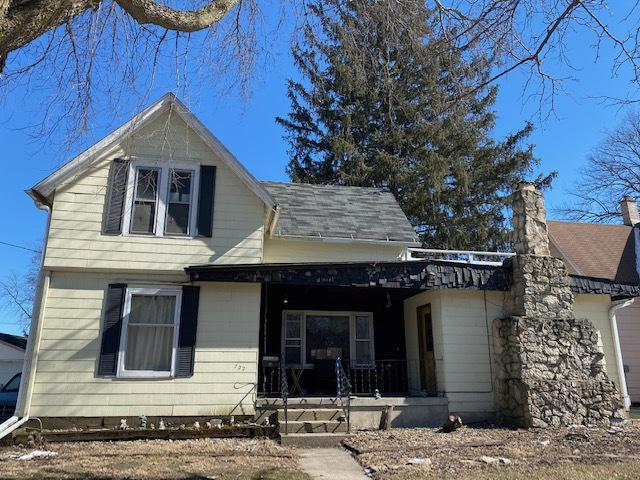 722 N 13th St., Dekalb, IL 60115
