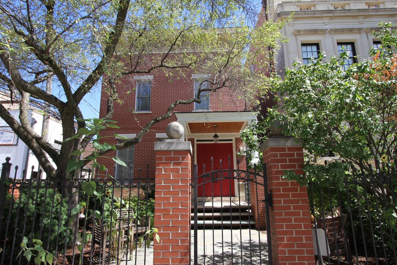 2143 N Clifton Ave., Chicago, IL 60614