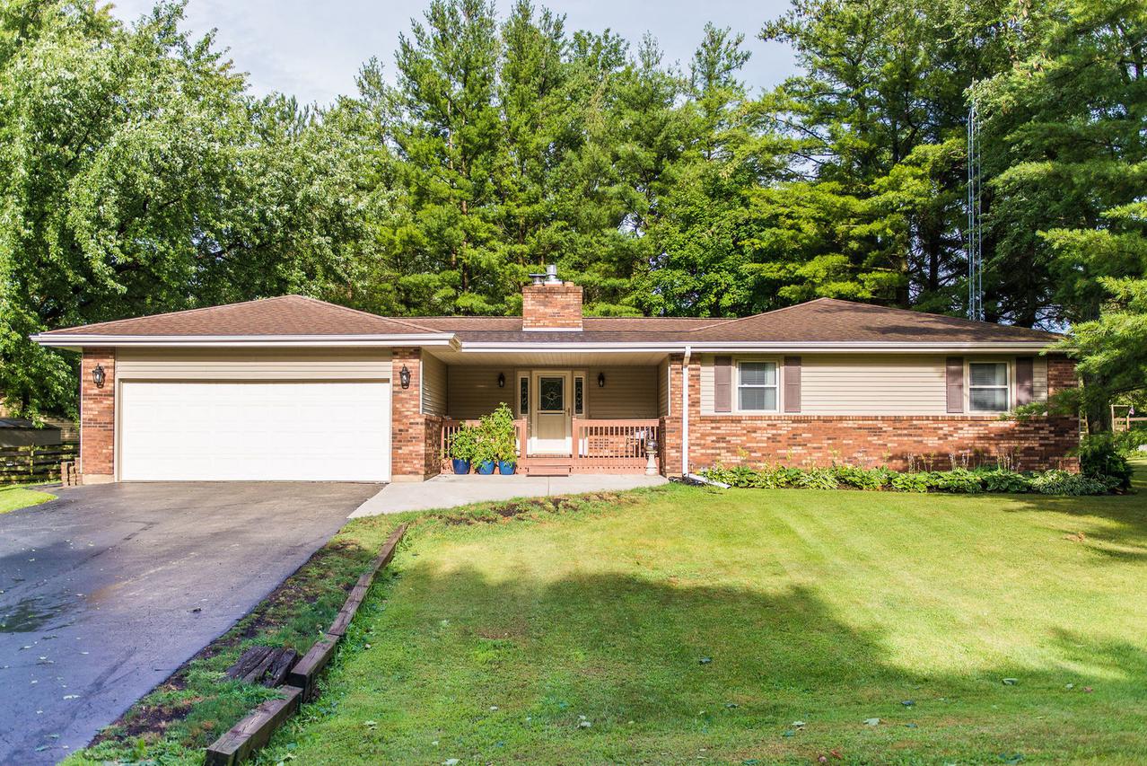 29960 Kishwaukee Dr., Kingston, IL 60145
