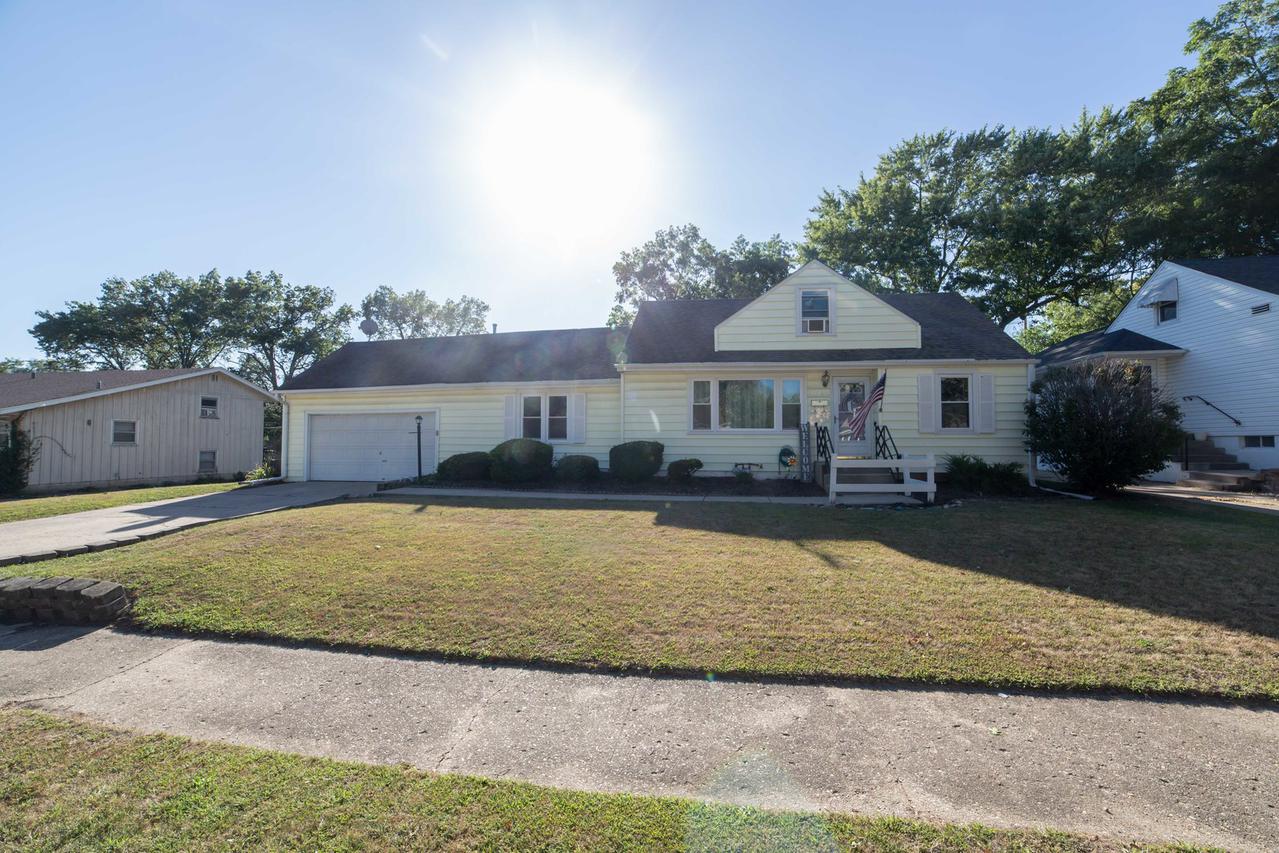 2123 Arizona Ave., Rockford, IL 61108