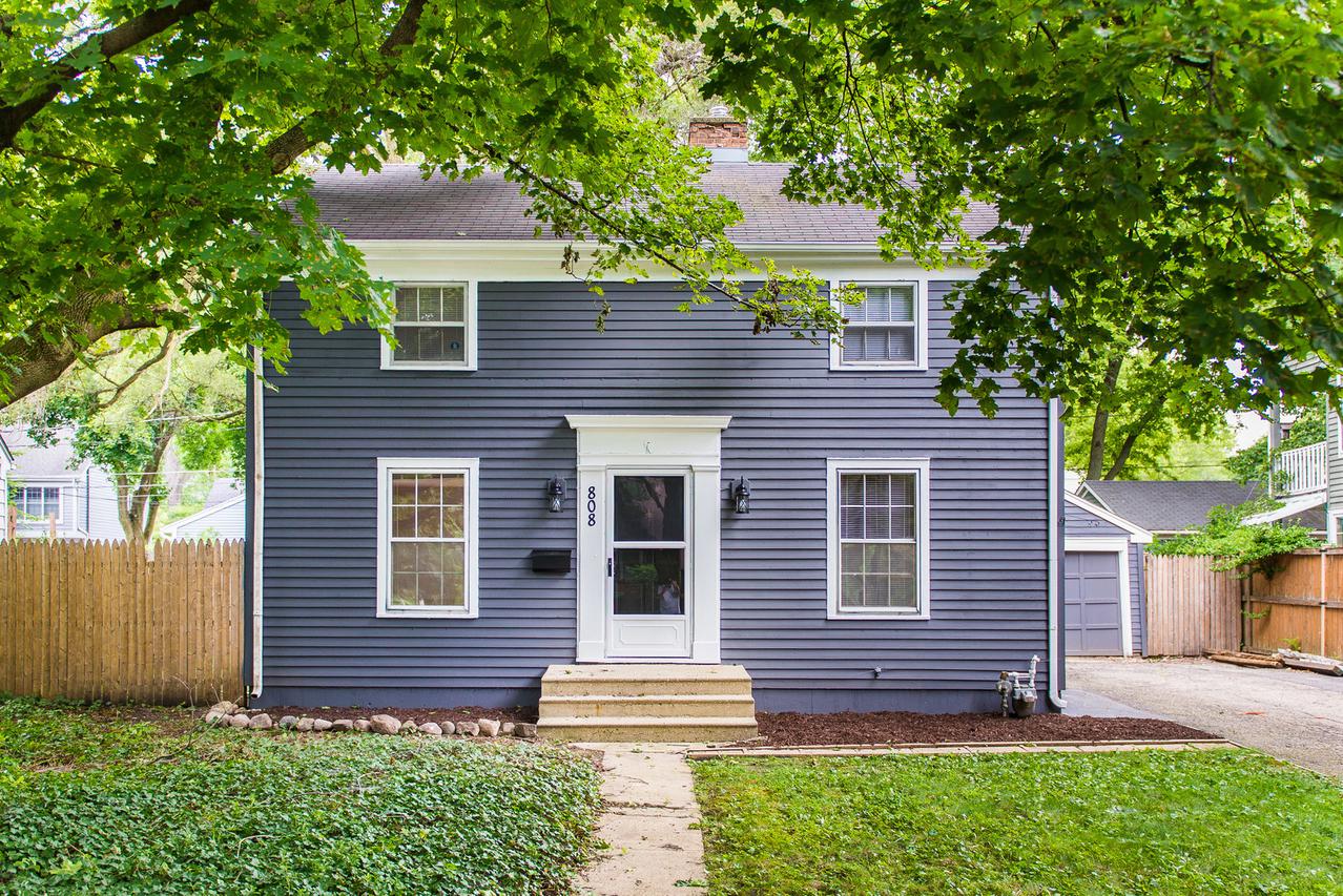 808 Anderson Blvd., Geneva, IL 60134