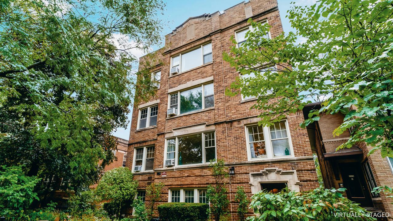 2016 W Greenleaf Ave. #2C, Chicago, IL 60645