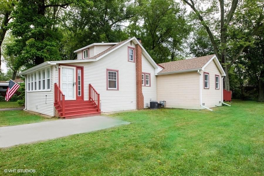 125 Mayfield Ave., Crystal Lake, IL 60014