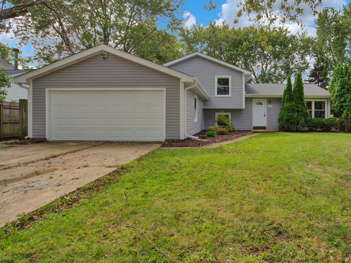 324 Anita Dr., Bourbonnais, IL 60914