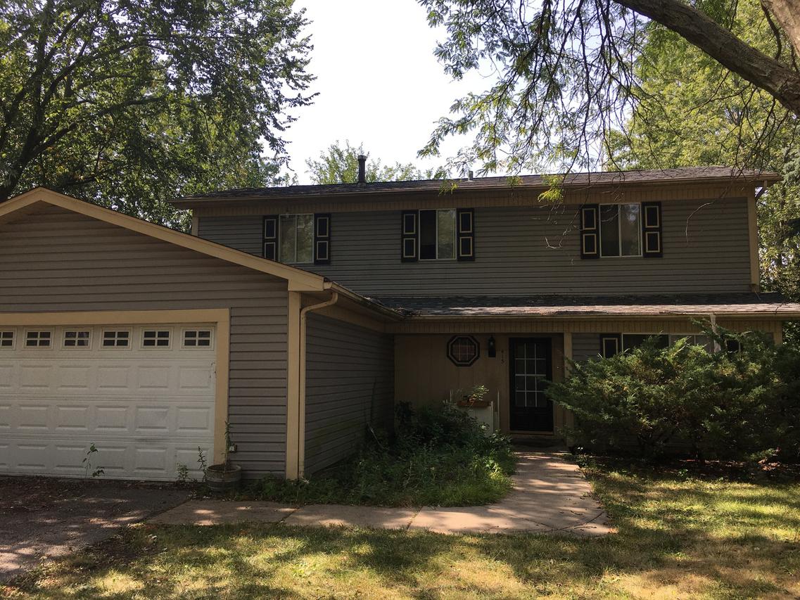 415 Quarry Dr., Bolingbrook, IL 60490