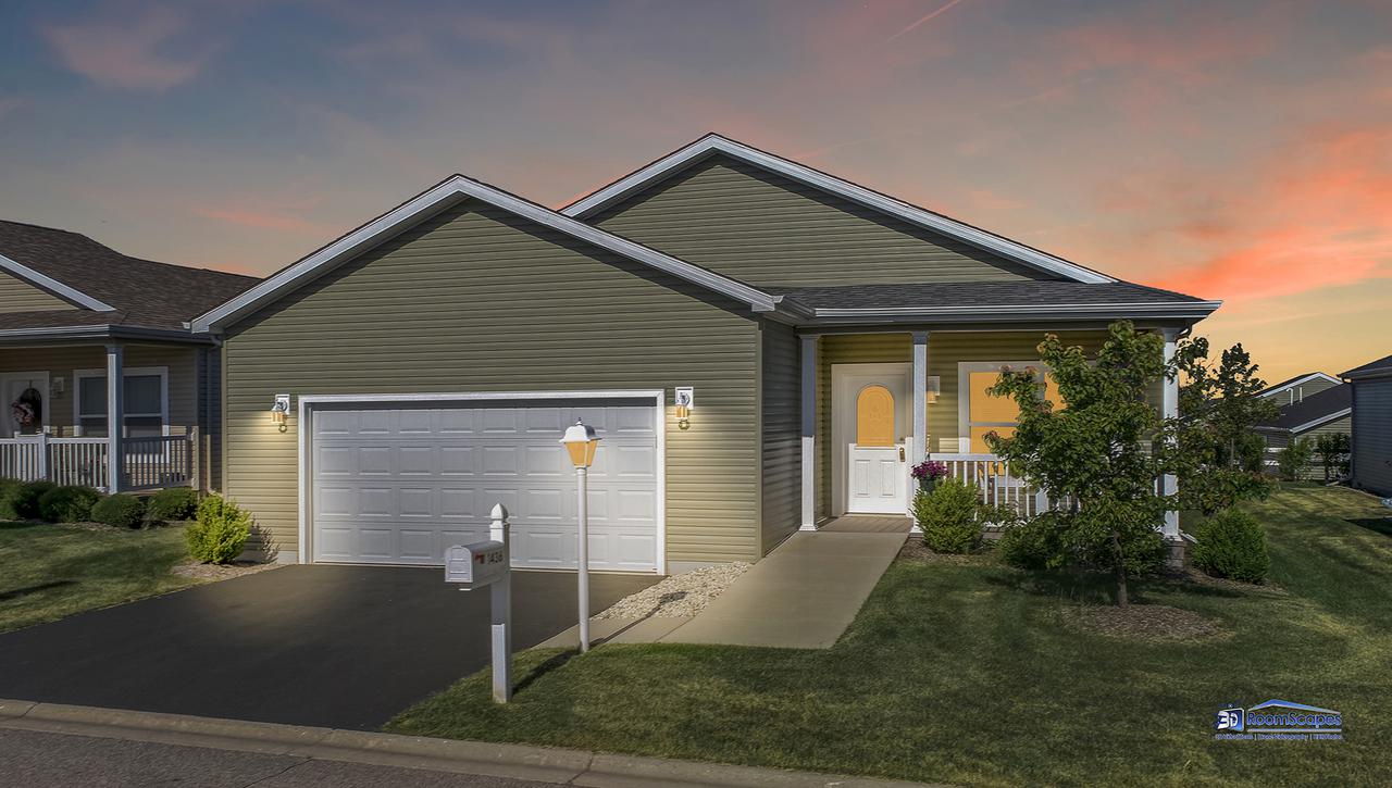 1436 Equestrian Dr., Grayslake, IL 60030