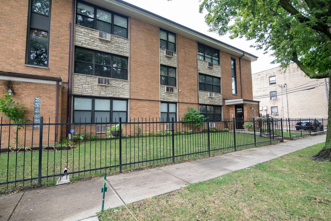 [Address Hidden by Seller], Chicago, IL 60626