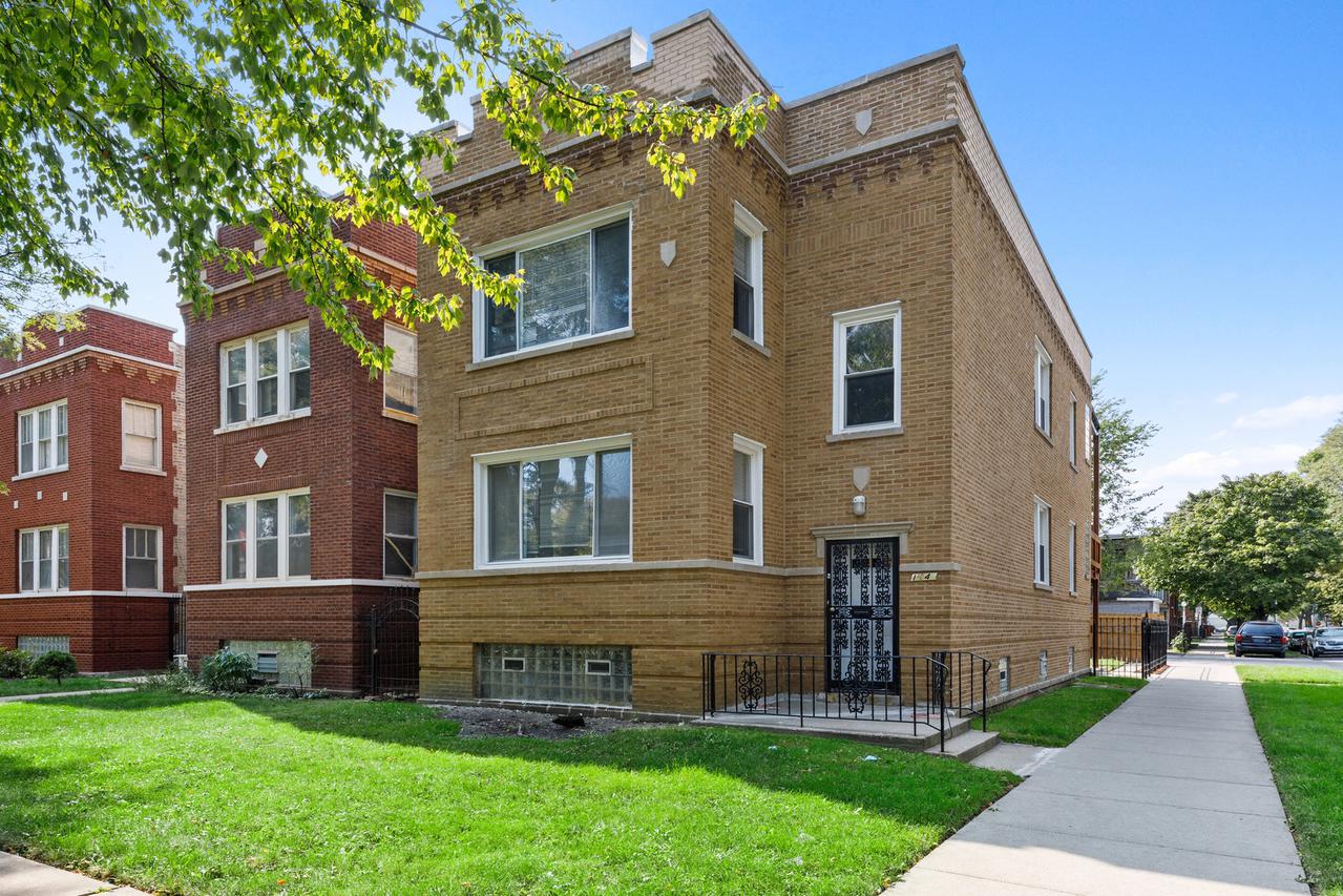 1840 N Lotus Ave., Chicago, IL 60639