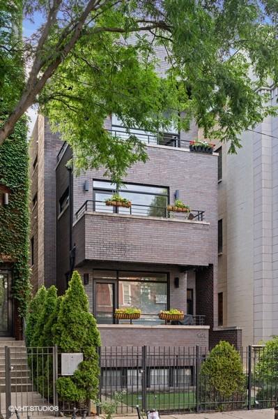 908 N Hermitage Ave. #2, Chicago, IL 60622