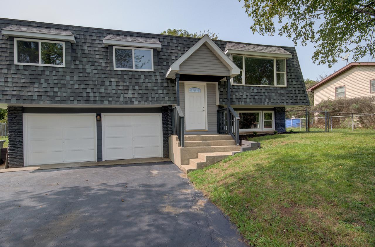 24254 S Burr Rd., Channahon, IL 60410