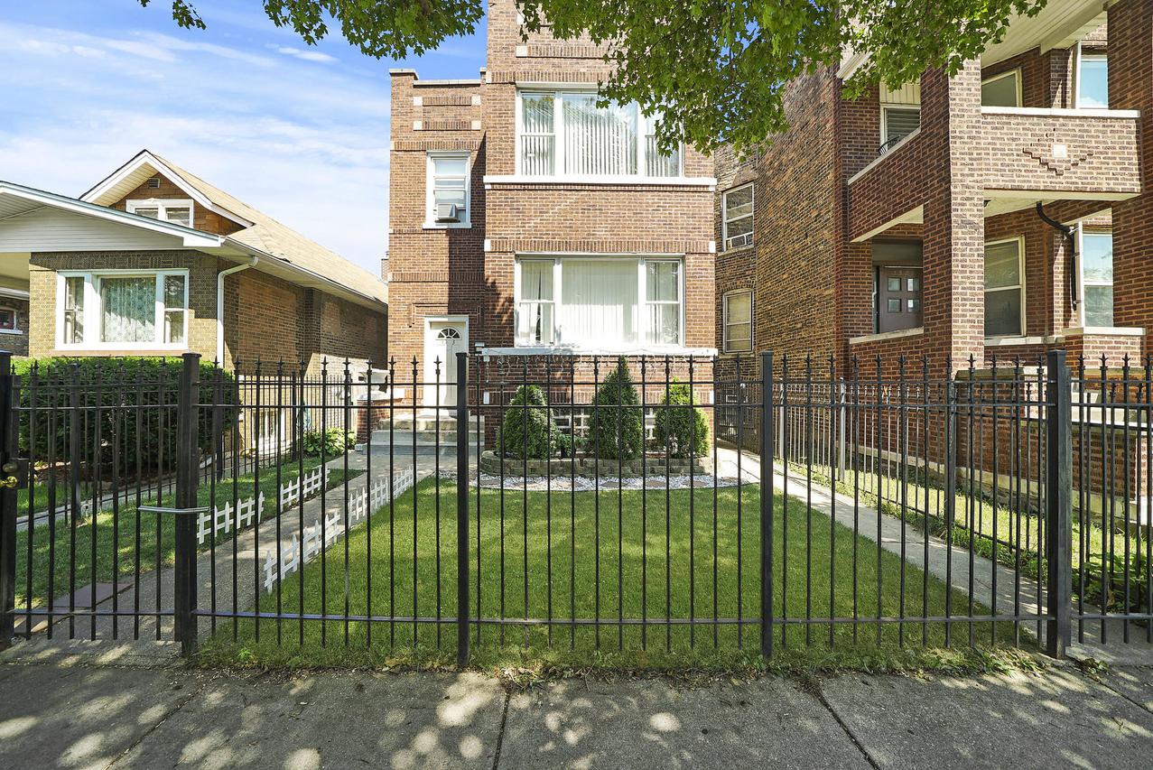 1523 N Long Ave., Chicago, IL 60651