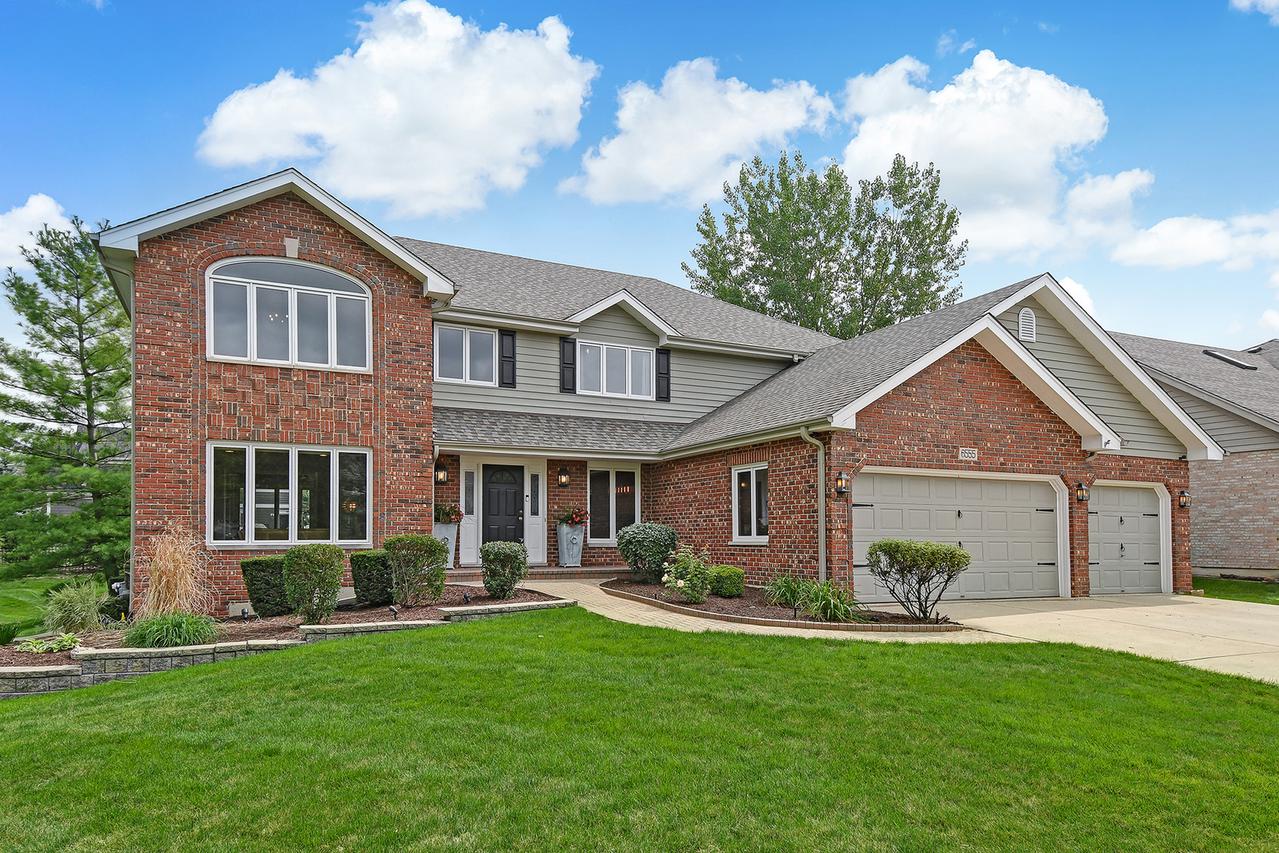 6555 Berrywood Dr., Downers Grove, IL 60516
