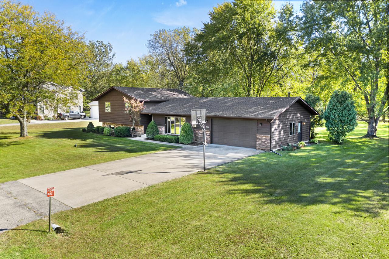 45W461 Bergman Dr., Big Rock, IL 60511