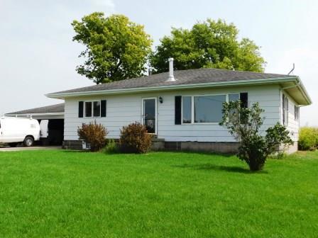 28545 E 00 North Rd., Strawn, IL 61775