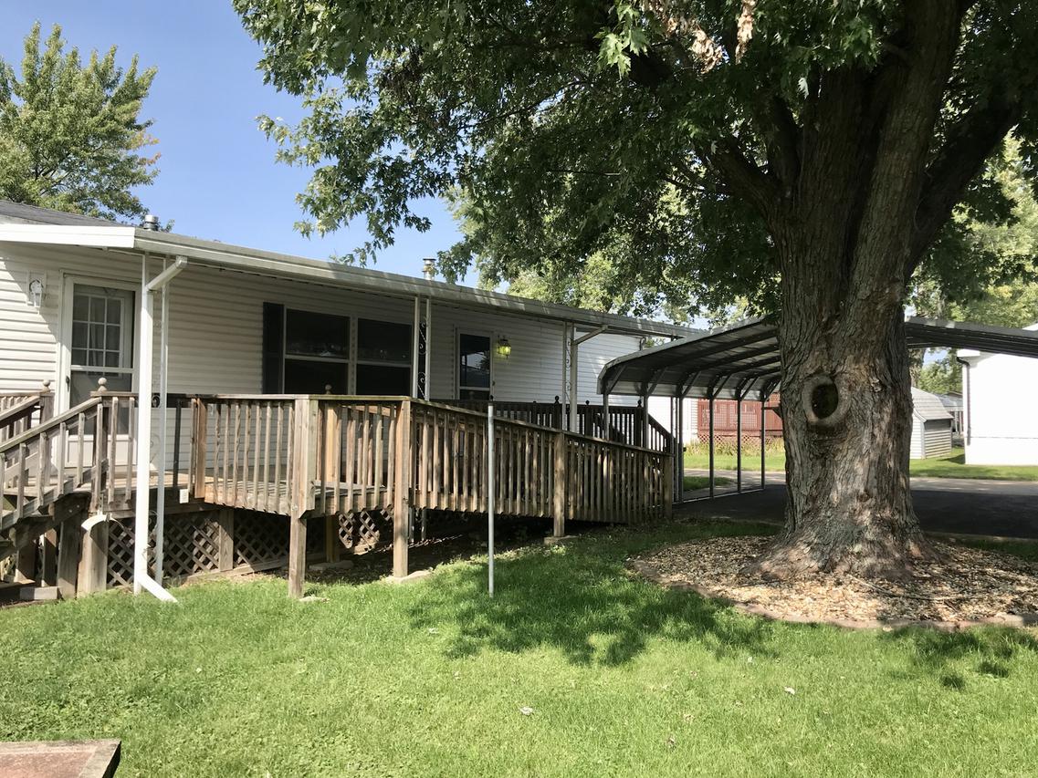 320 Cedar Haven Dr., Princeton, IL 61356