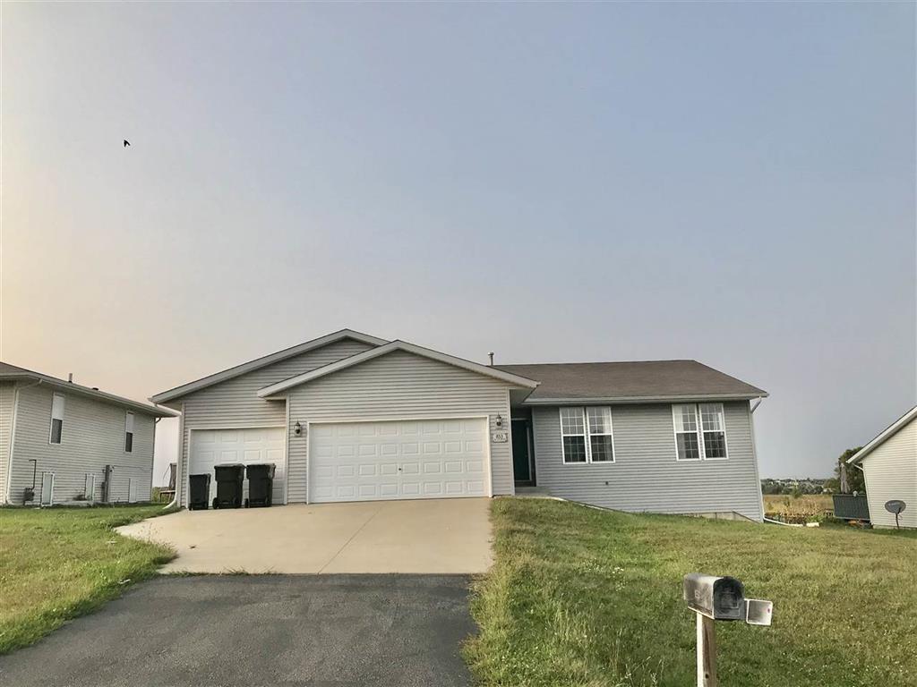 853 Goosedown Dr., Roscoe, IL 61073