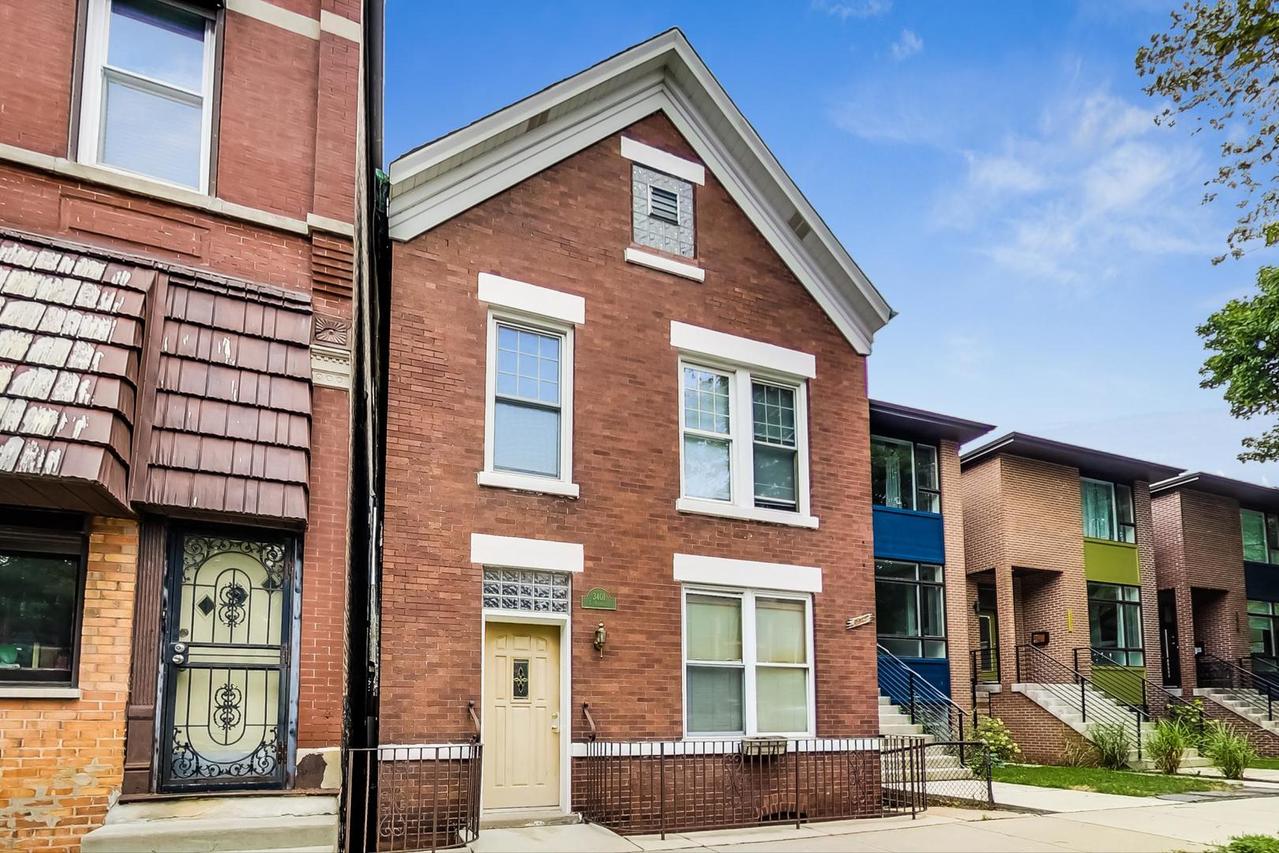 3401 S Aberdeen St., Chicago, IL 60608