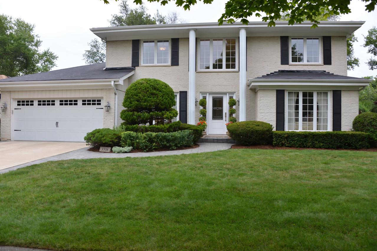 3316 Lakewood Ct., Glenview, IL 60026