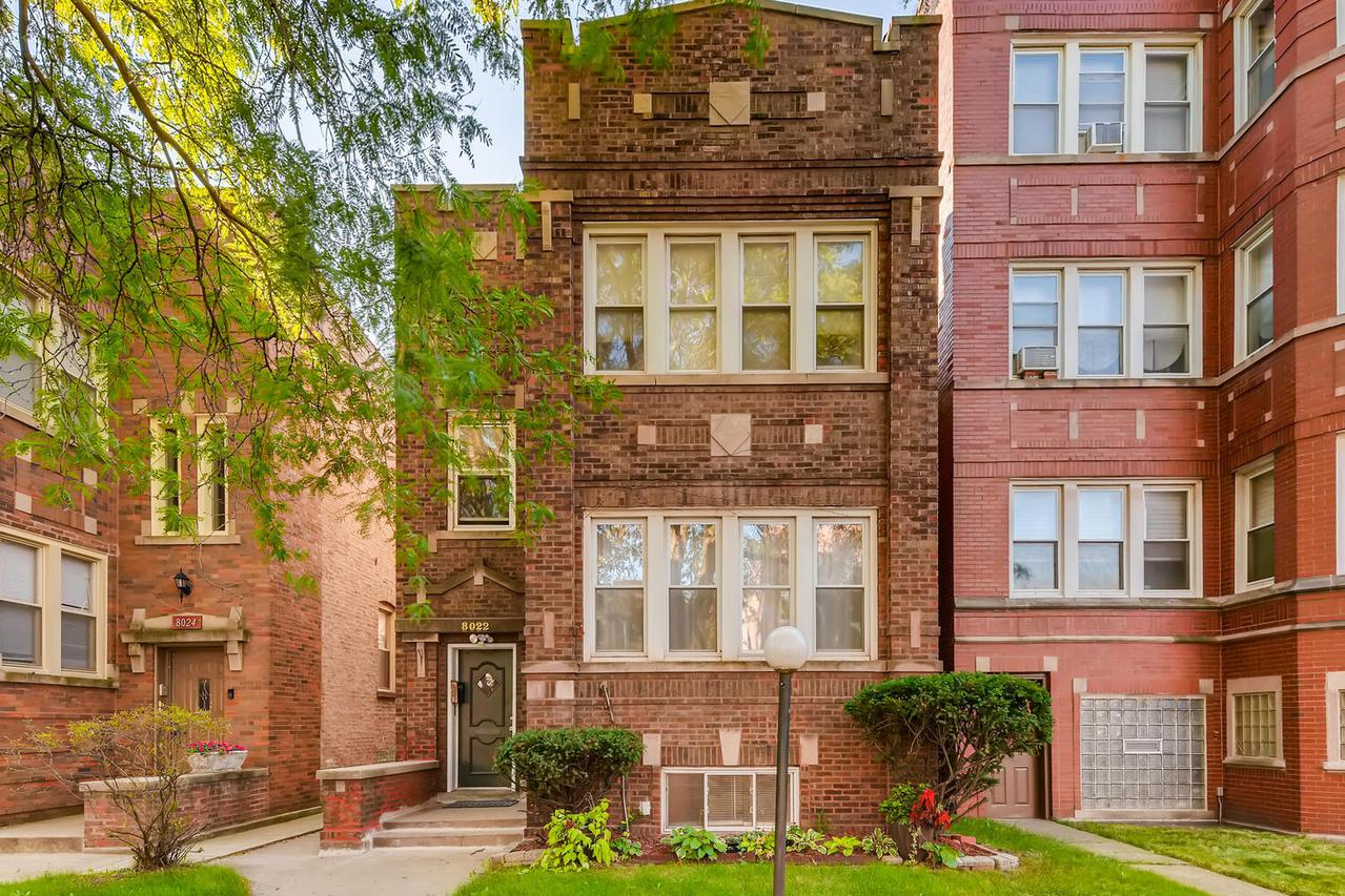 8022 S Saint Lawrence Ave., Chicago, IL 60619