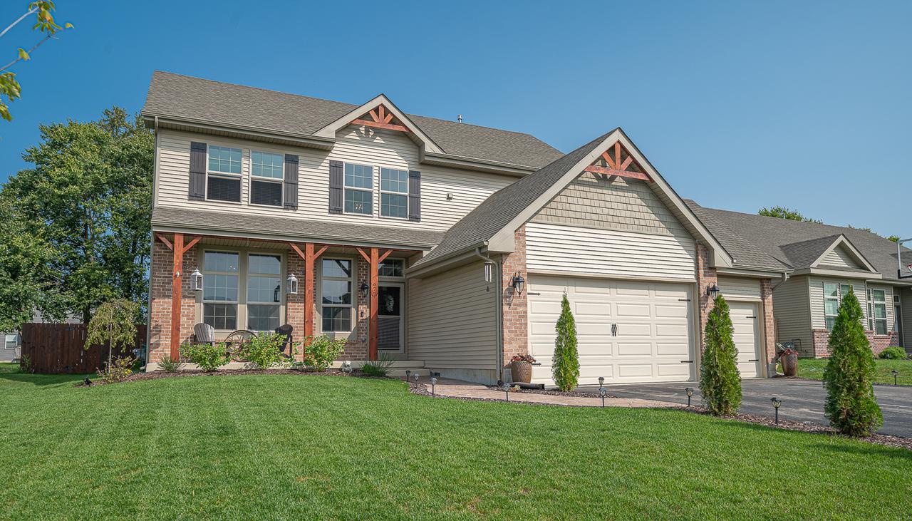 677 Biscayne Pl., Roscoe, IL 61073