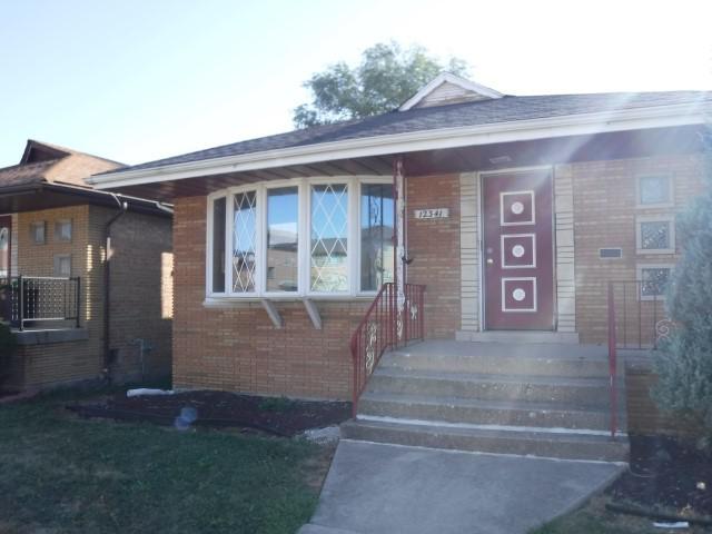 12341 S Bishop St., Calumet Park, IL 60827