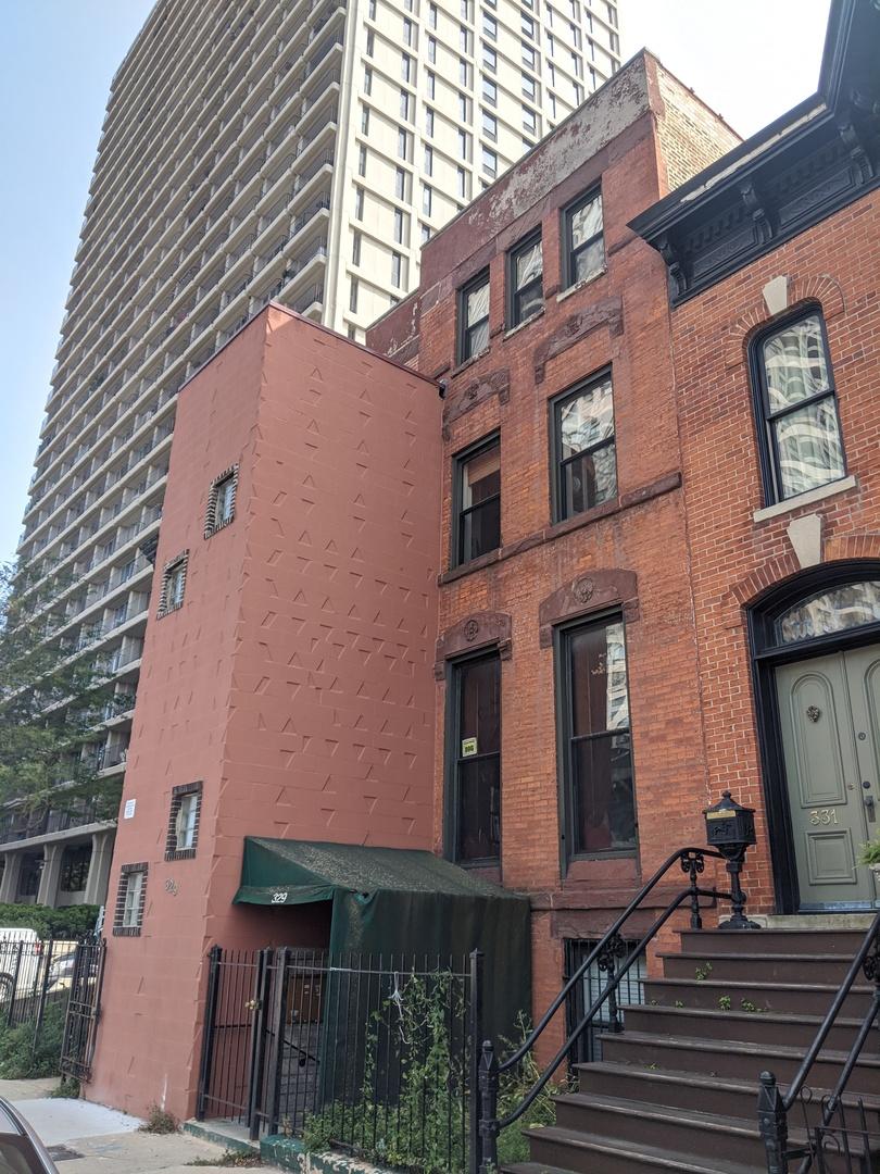 329 W Armitage Ave., Chicago, IL 60614