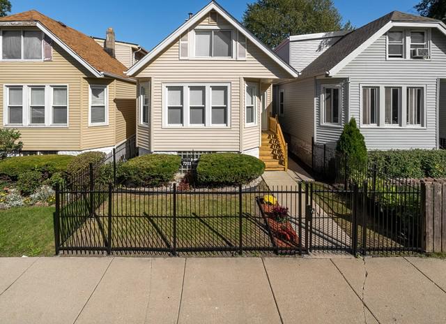 7203 S Hoyne Ave., Chicago, IL 60636