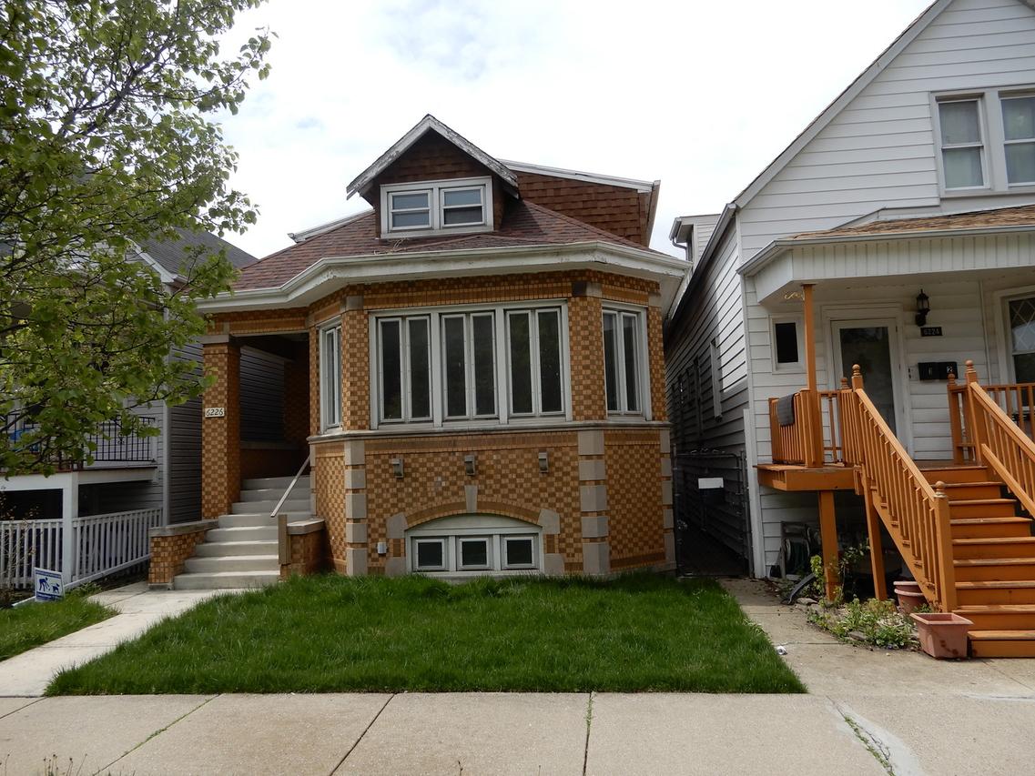 6226 S Keating Ave., Chicago, IL 60629