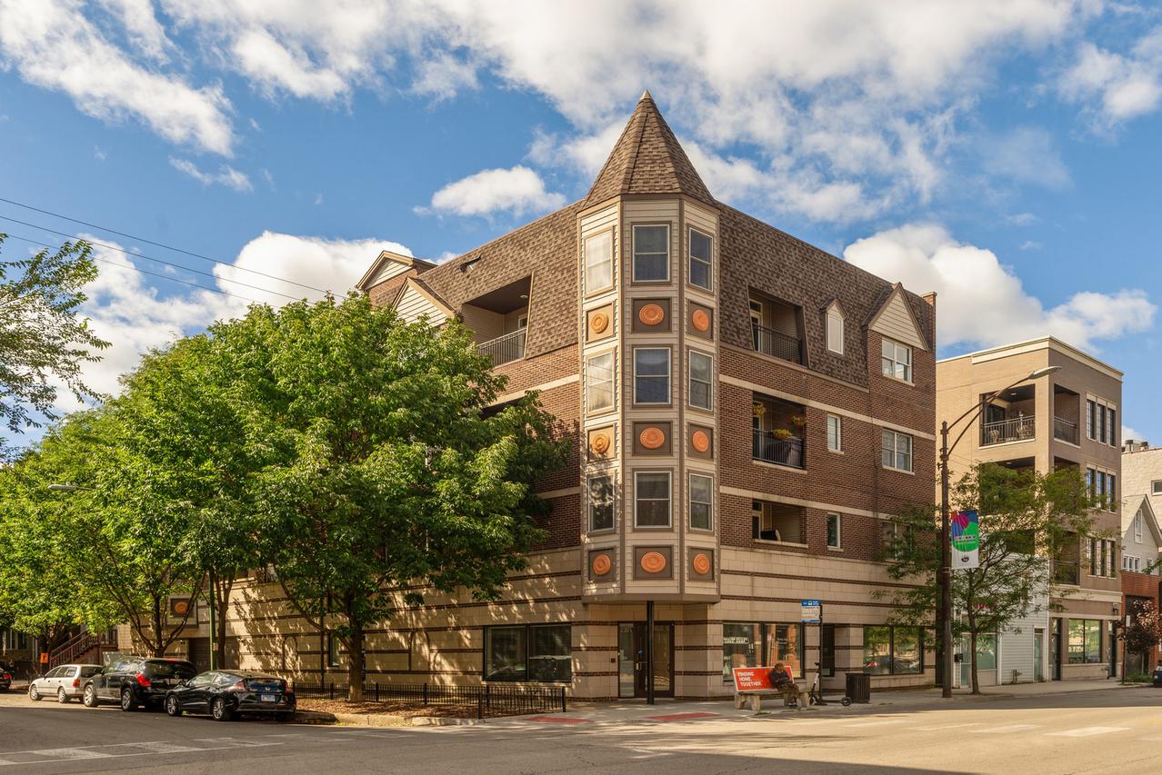 3148 N Oakley Ave. #3S, Chicago, IL 60618