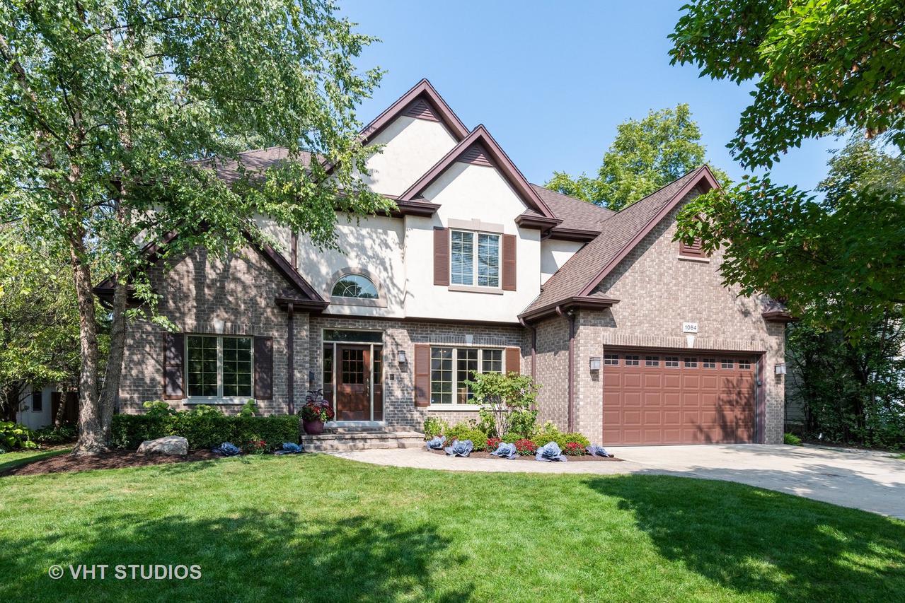 1064 Greentree Ave., Deerfield, IL 60015