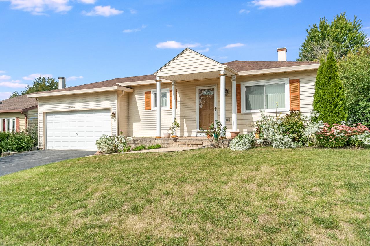 72 W 18th St., Lombard, IL 60148