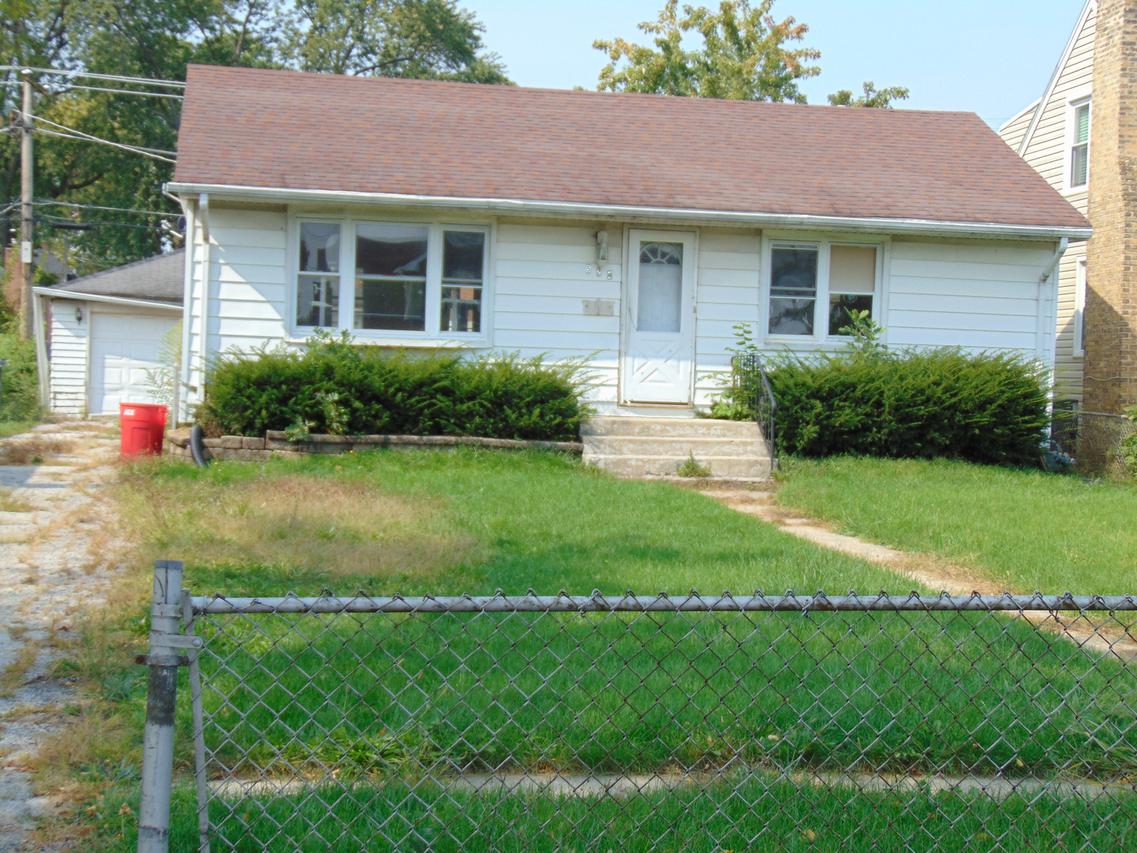 524 Englewood Ave., Bellwood, IL 60104