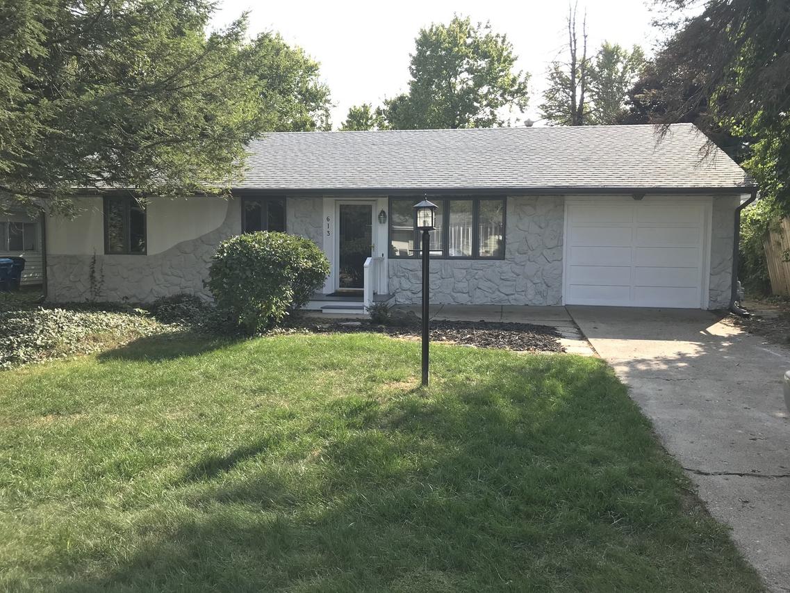 613 Breen Dr., Champaign, IL 61820