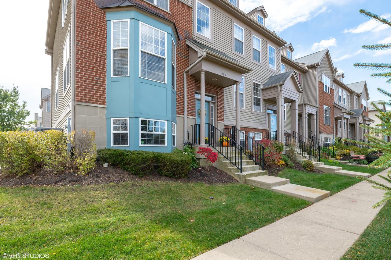 403 Station Park Cir., Grayslake, IL 60030