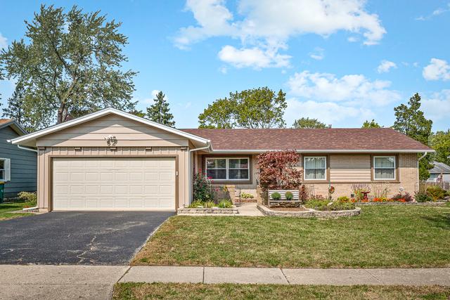 62 Clearmont Dr., Elk Grove Village, IL 60007