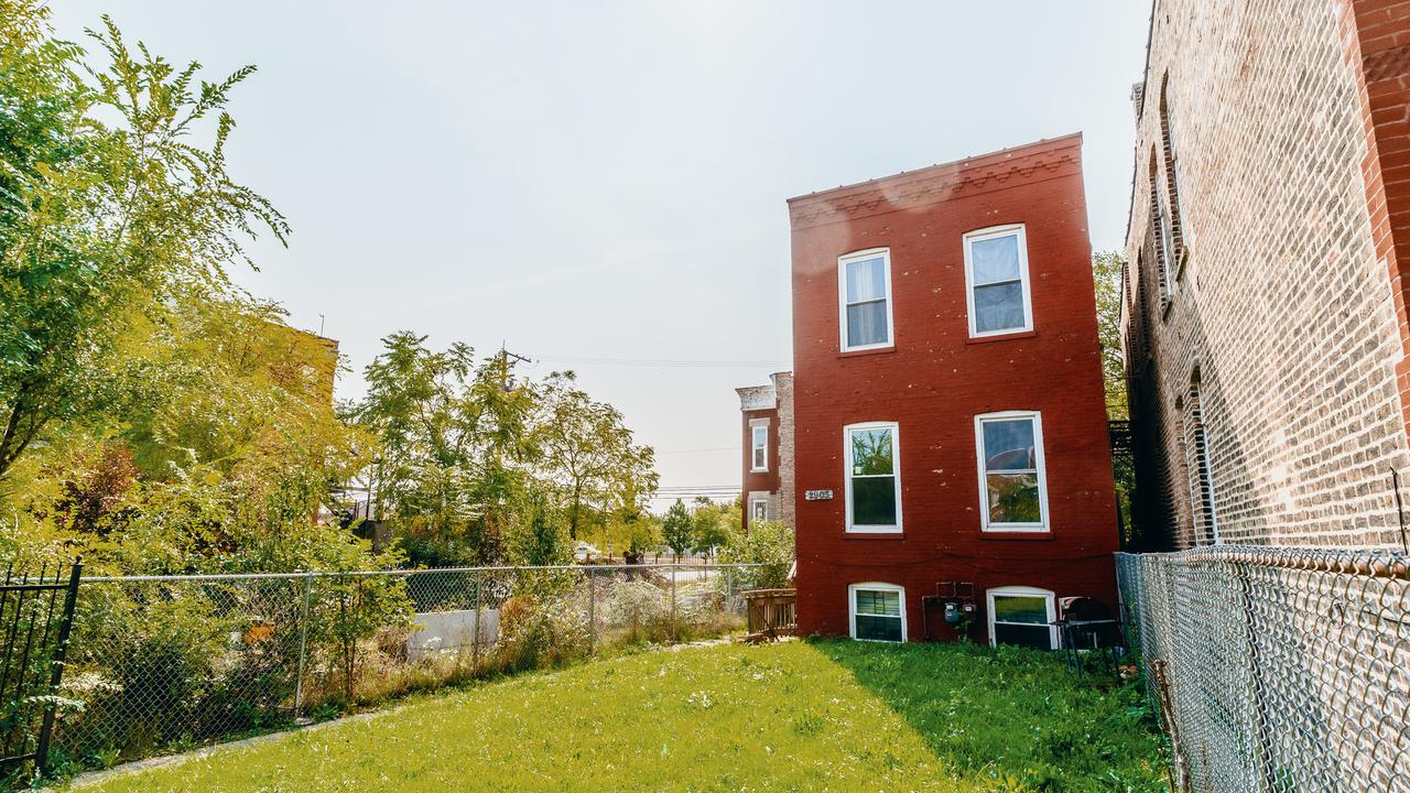 2903 W Warren Blvd., Chicago, IL 60612