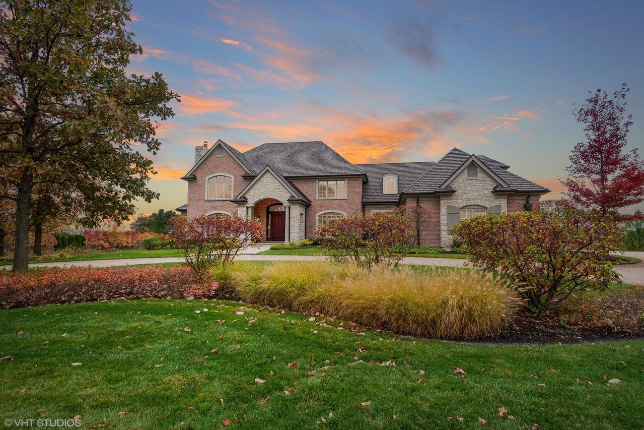 1235 Anderson Dr., Libertyville, IL 60048