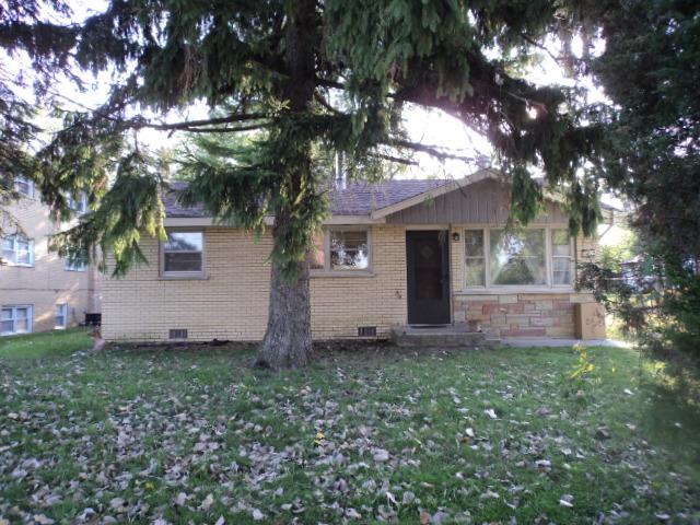 7409 S 86th Ave., Justice, IL 60458