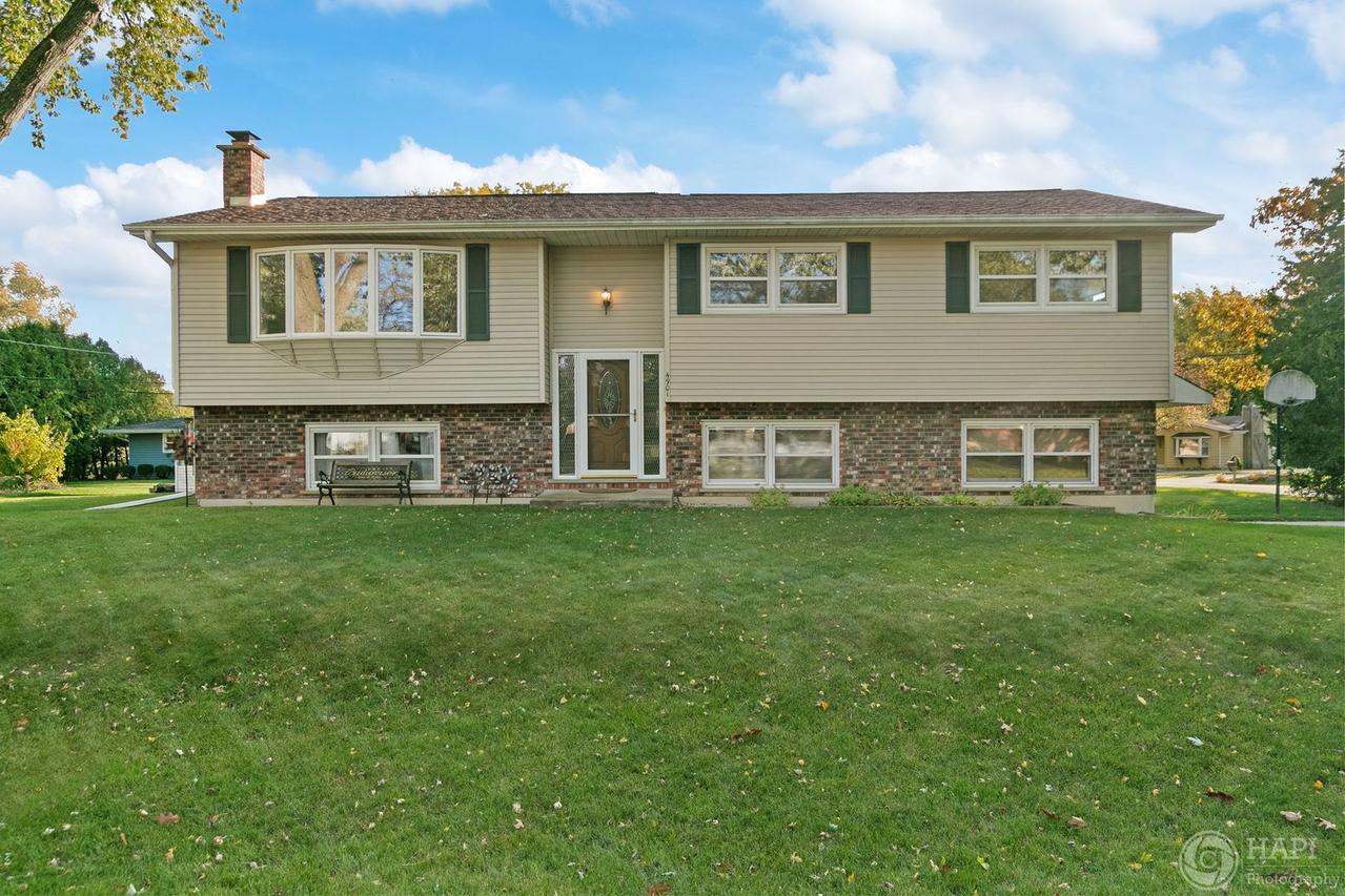 4901 Bonner Dr., Mchenry, IL 60050
