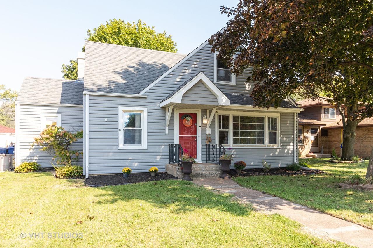 7012 W 115th St., Worth, IL 60482