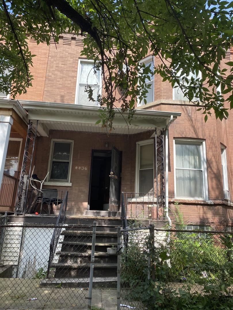 4436 W Adams St., Chicago, IL 60624