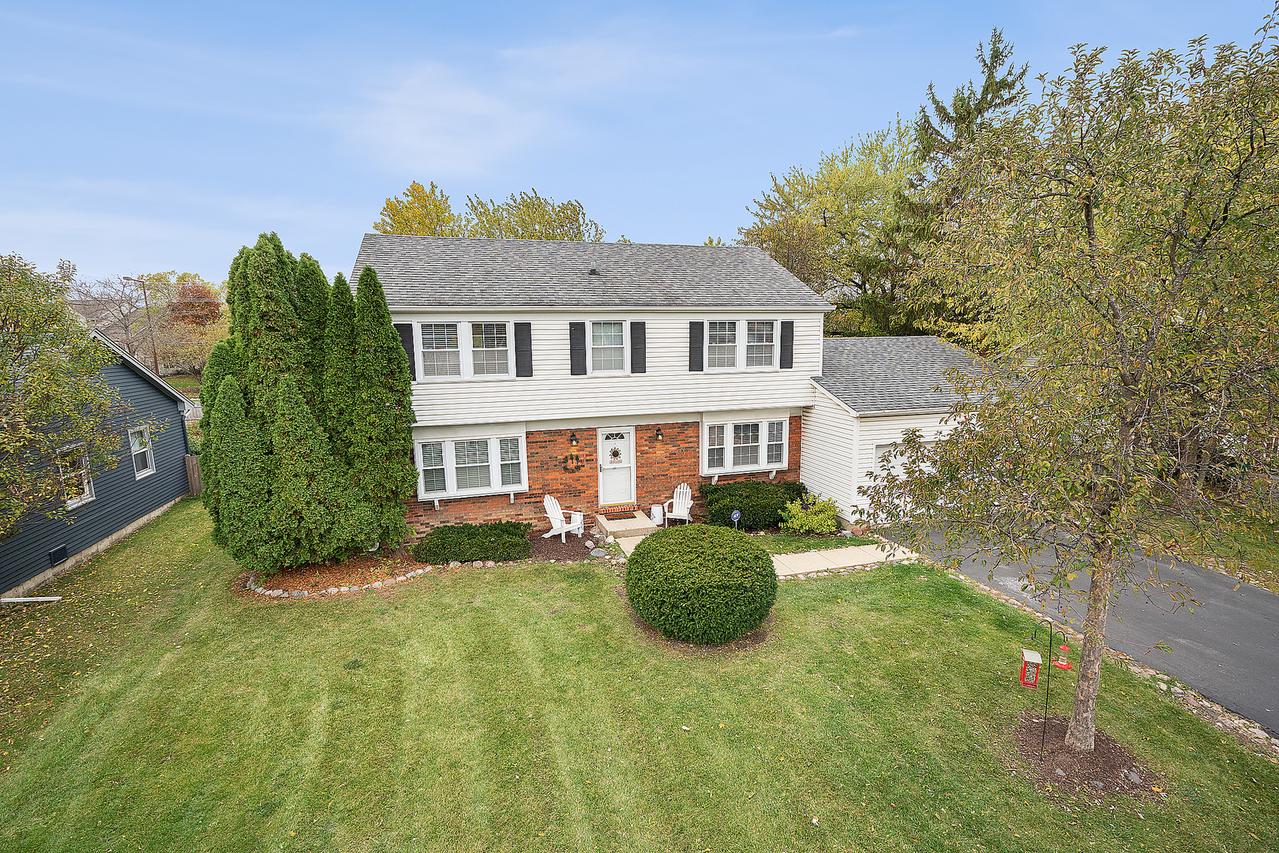 1023 Aspen Dr., Buffalo Grove, IL 60089
