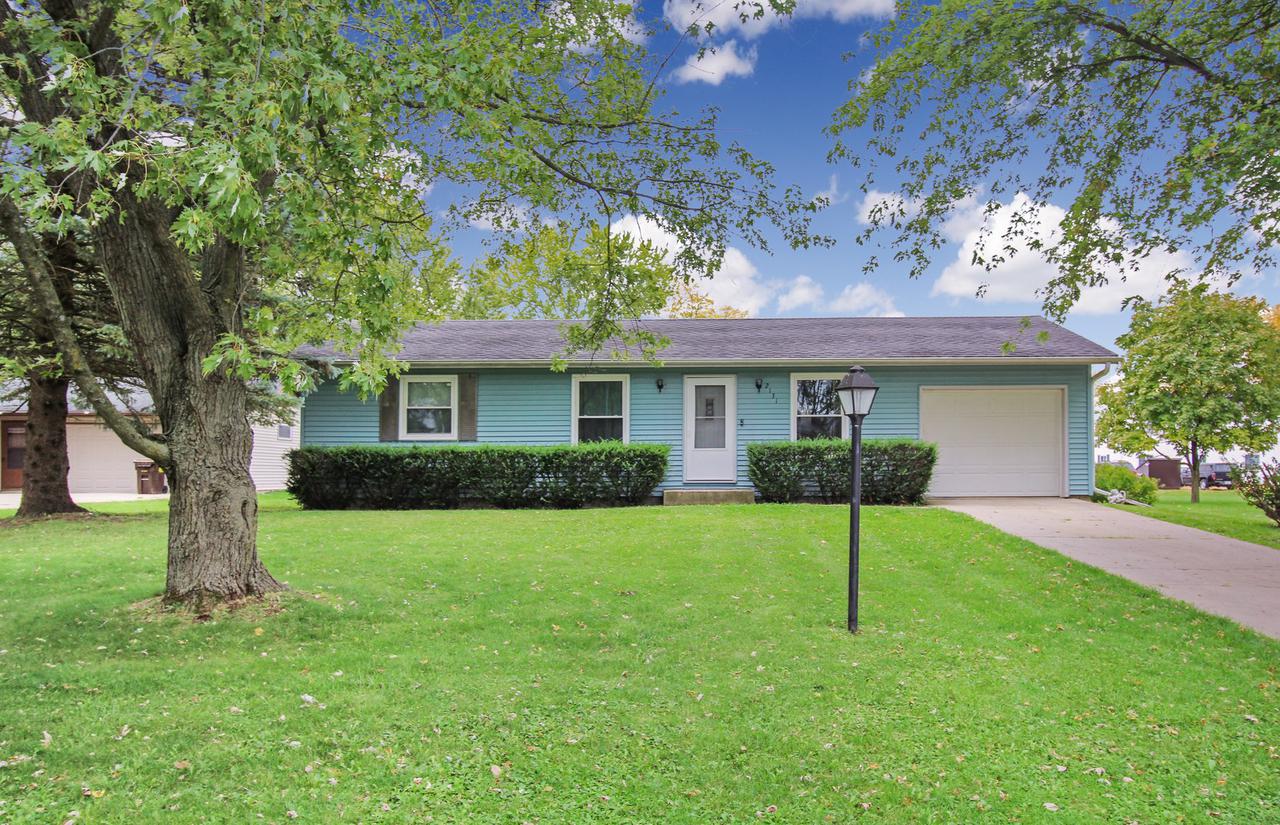 2131 Bedford Dr., Freeport, IL 61032