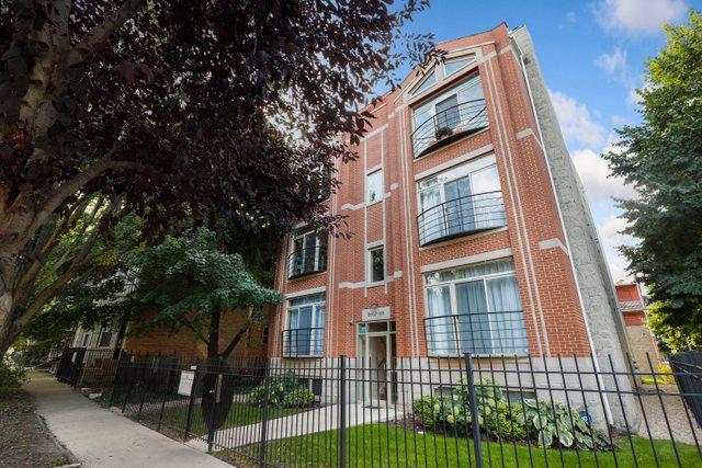2659 W Thomas St. #3W, Chicago, IL 60622