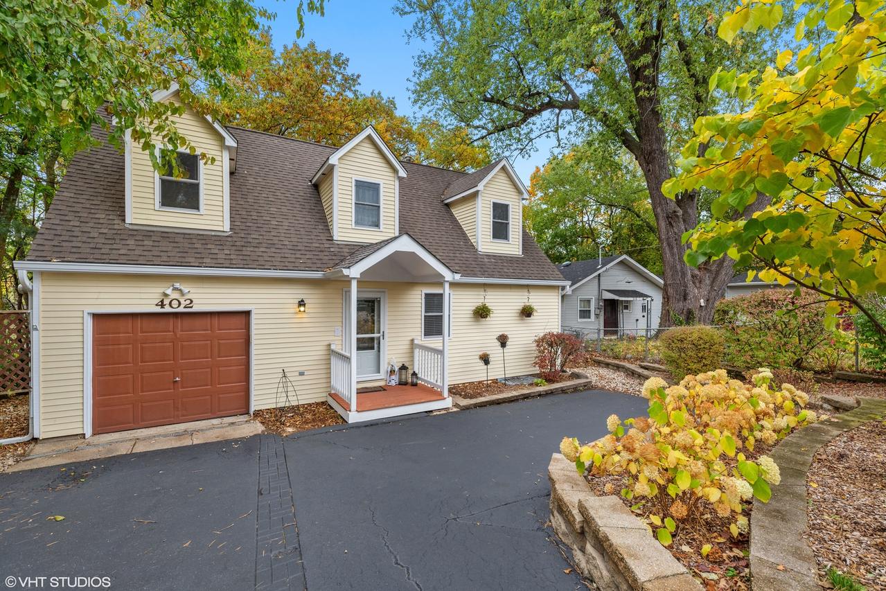 402 Nippersink Dr., Mchenry, IL 60050