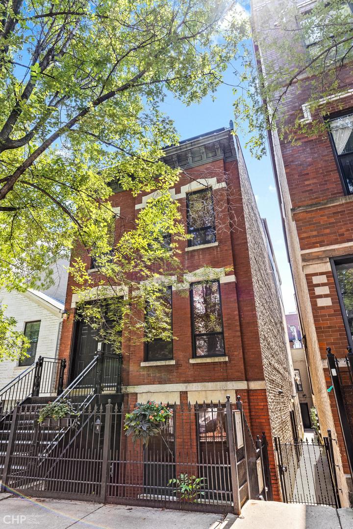 1519 W Thomas St. #1B, Chicago, IL 60642
