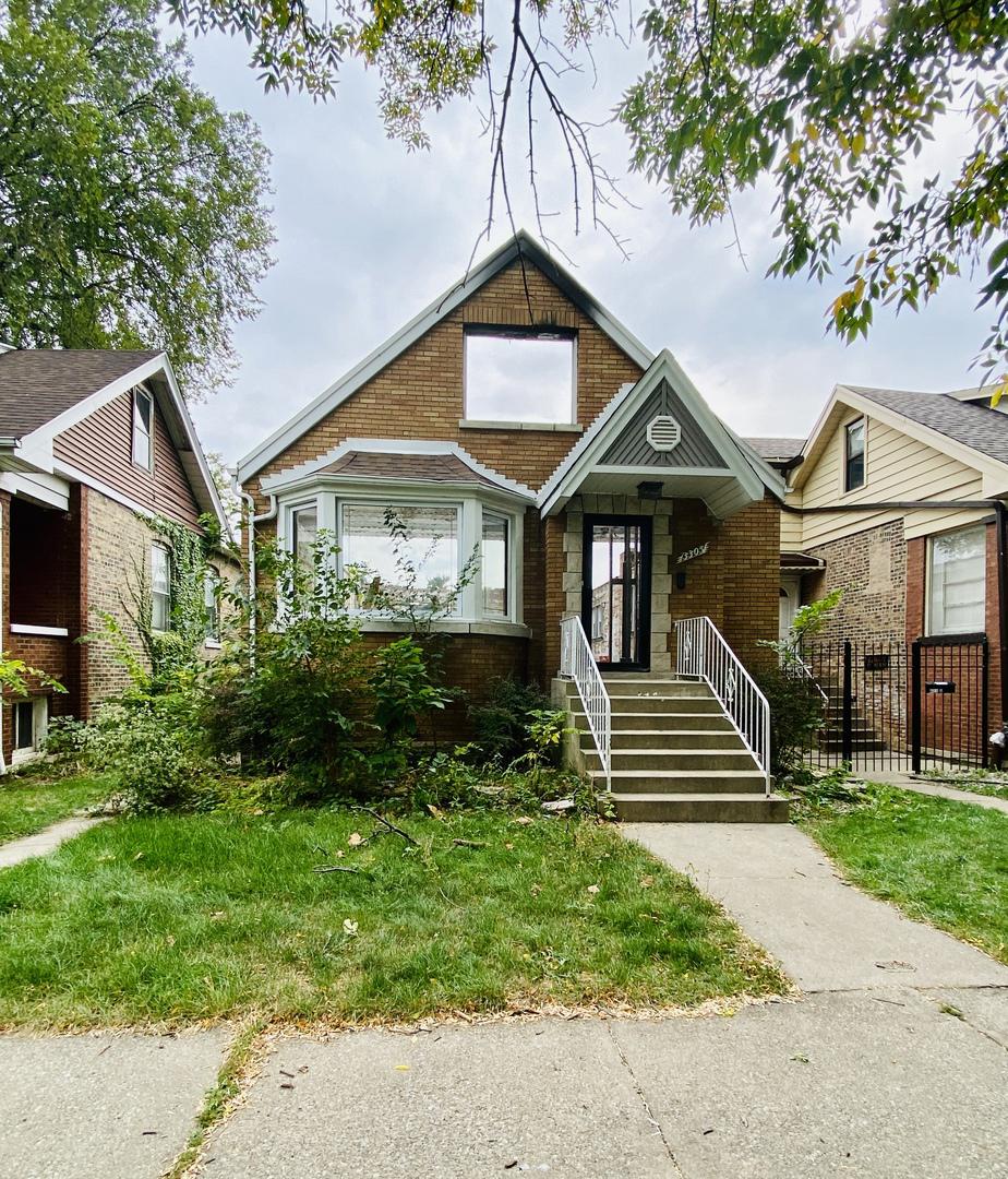 3305 W 66th St., Chicago, IL 60629