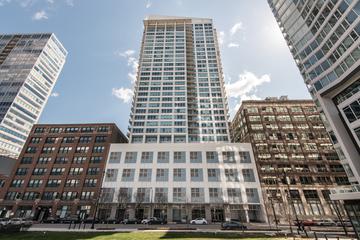 701 S Wells St. #1504, Chicago, IL 60607