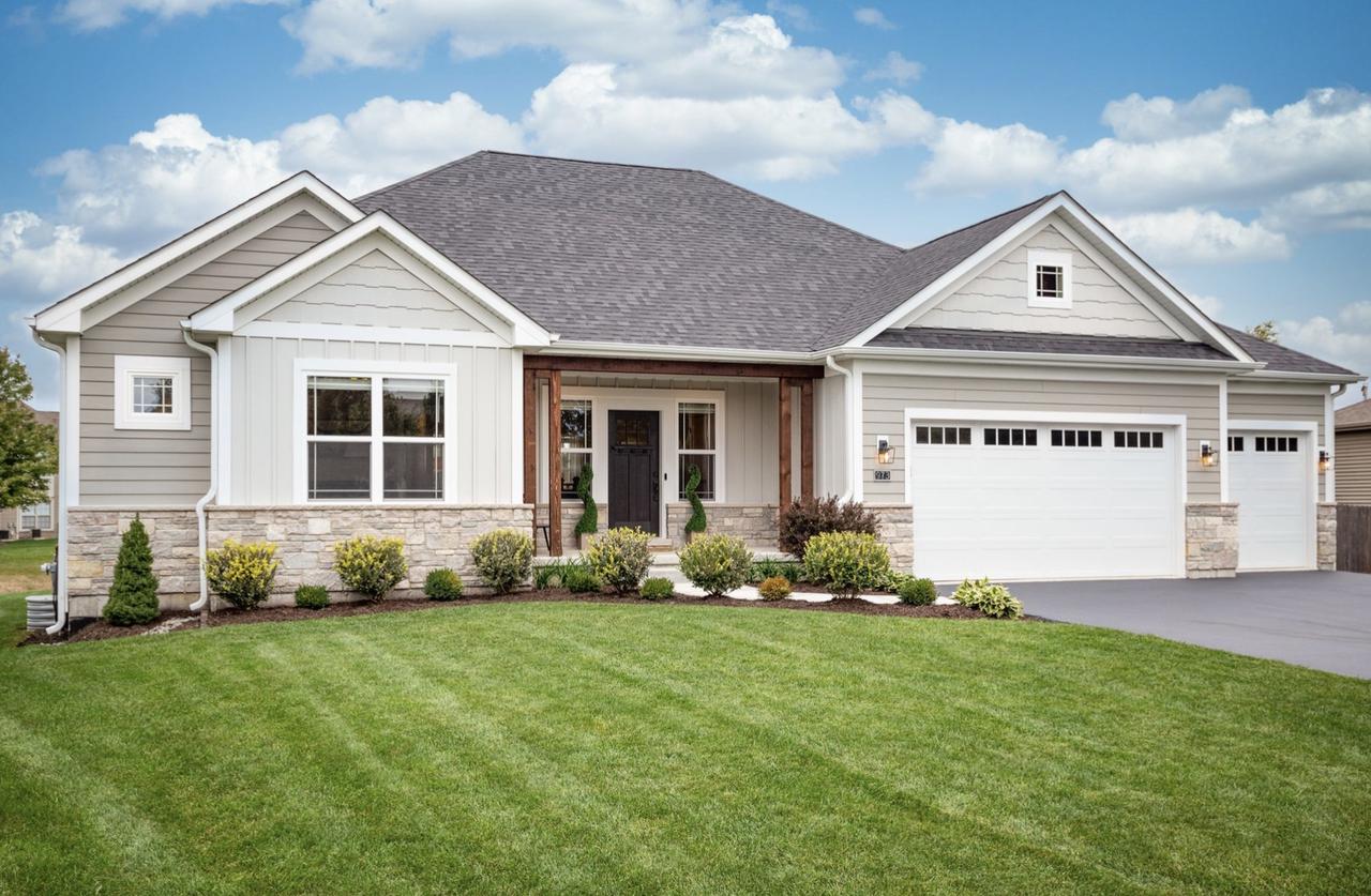 973 Hamilton Dr., Sycamore, IL 60178