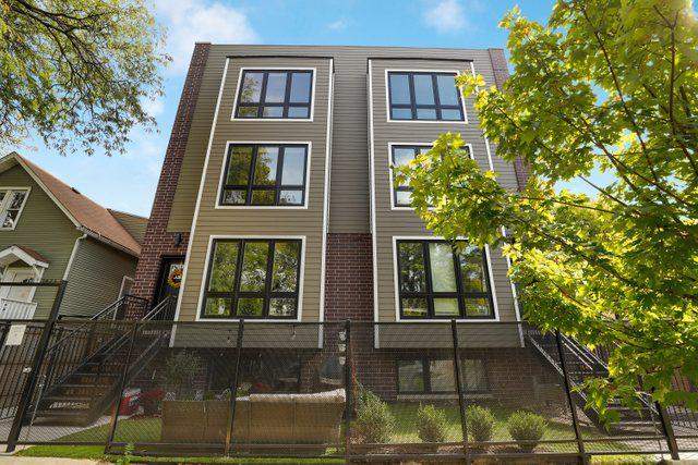 1819 N Saint Louis Ave. #2FS, Chicago, IL 60647